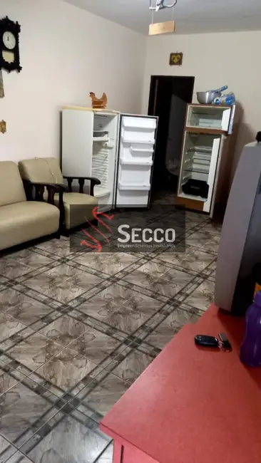 Fazenda / Haras com 2 quartos à venda, 189m2 em Querência do Rio Bonito (Vitoriana), Botucatu - SP - imagem 4 Foto 4 de Fazenda / Haras com 2 quartos à venda, 189m2 em Querência do Rio Bonito (Vitoriana), Botucatu - SP