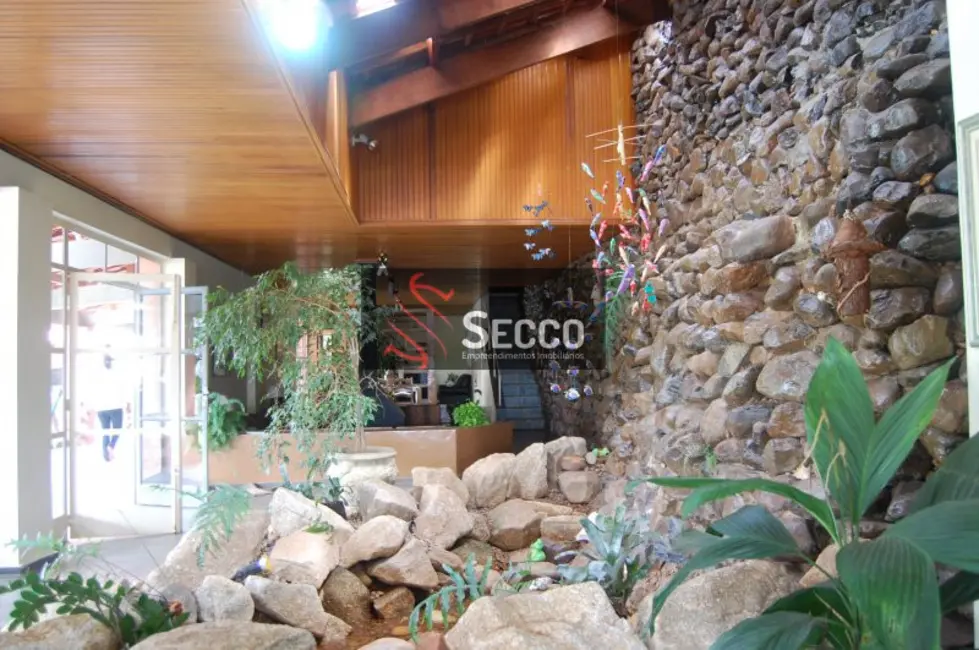 Foto 4 de Fazenda / Haras à venda, 250m2 em Botucatu - SP