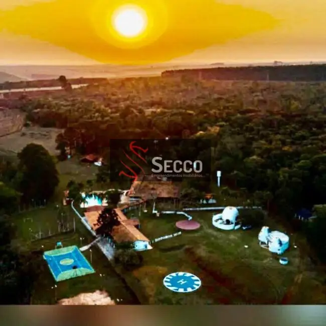 Foto 2 de Fazenda / Haras à venda, 250m2 em Botucatu - SP