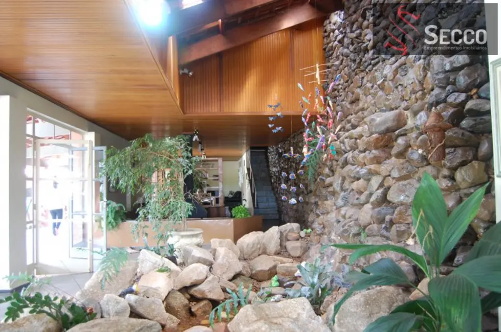 Foto 4 de Fazenda / Haras à venda, 250m2 em Botucatu - SP