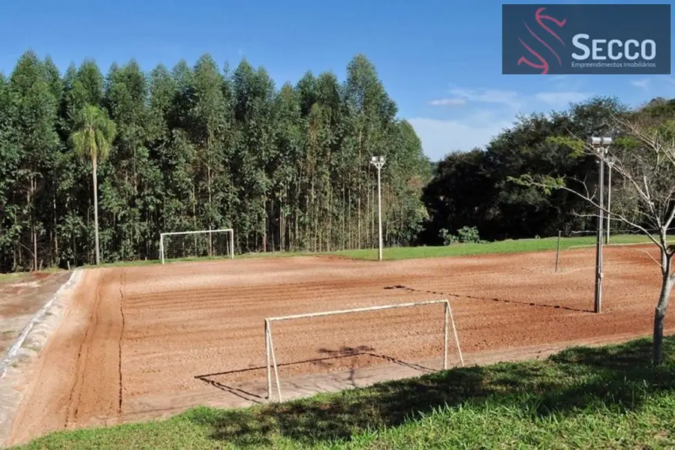 Foto 3 de Fazenda / Haras à venda, 250m2 em Botucatu - SP