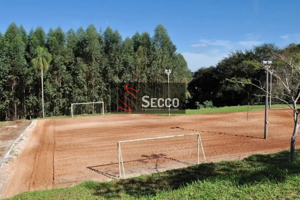 Foto 3 de Fazenda / Haras à venda, 250m2 em Botucatu - SP