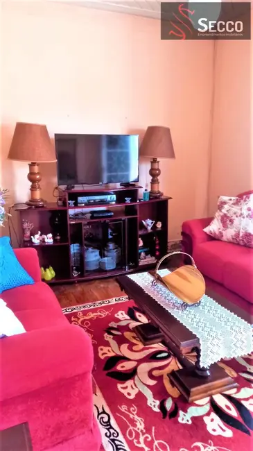 Foto 1 de Casa com 2 quartos à venda, 138m2 em Centro, Botucatu - SP