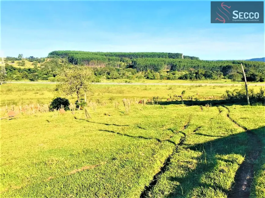 Foto 8 de Fazenda / Haras à venda, 13000m2 em Botucatu - SP
