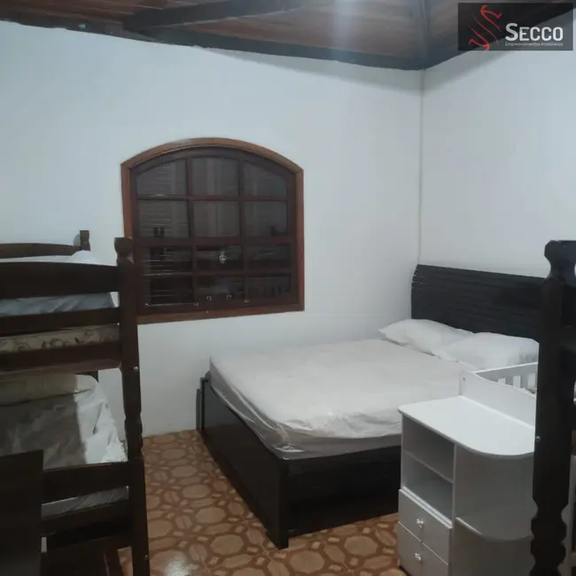 Fazenda / Haras com 4 quartos à venda, 13000m2 em Bofete - SP - imagem 5 Foto 5 de Fazenda / Haras com 4 quartos à venda, 13000m2 em Bofete - SP