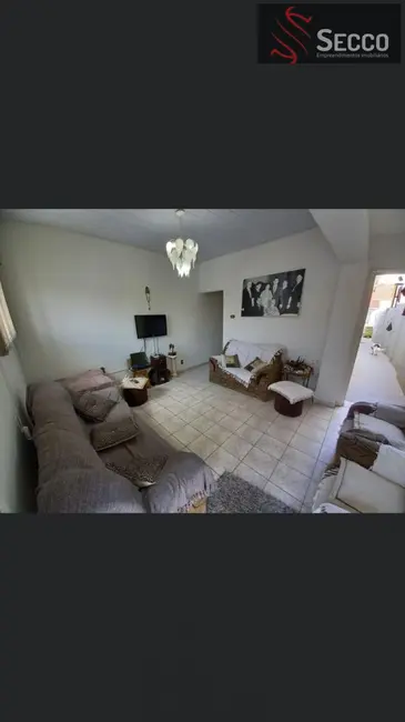 Foto 2 de Casa com 3 quartos à venda, 13000m2 em Vila dos Lavradores, Botucatu - SP