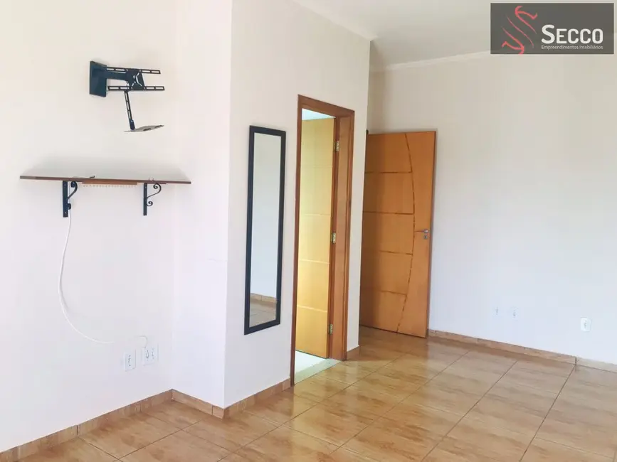 Sobrado com 3 quartos à venda, 13000m2 em Vila Sonia, Botucatu - SP - imagem 8 Foto 8 de Sobrado com 3 quartos à venda, 13000m2 em Vila Sonia, Botucatu - SP