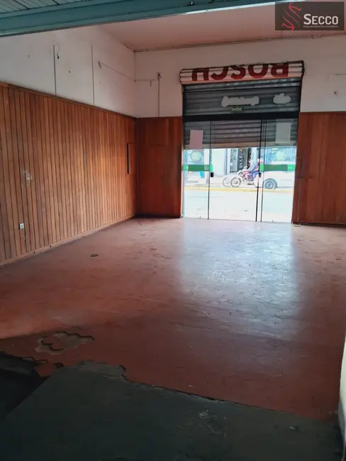 Foto 1 de Loja à venda, 316m2 em Centro, Botucatu - SP