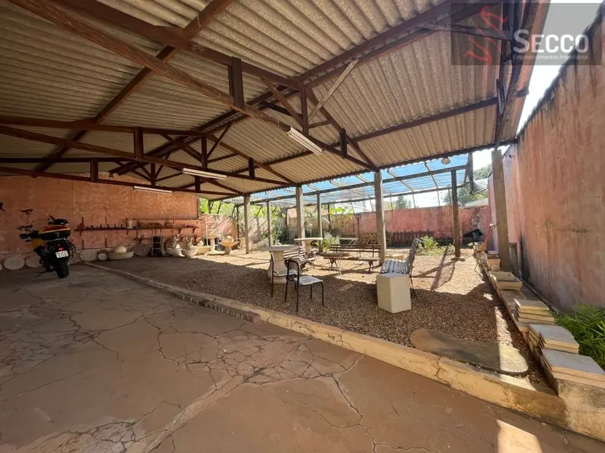 Foto 1 de Sala Comercial à venda, 1050m2 em Centro, Botucatu - SP