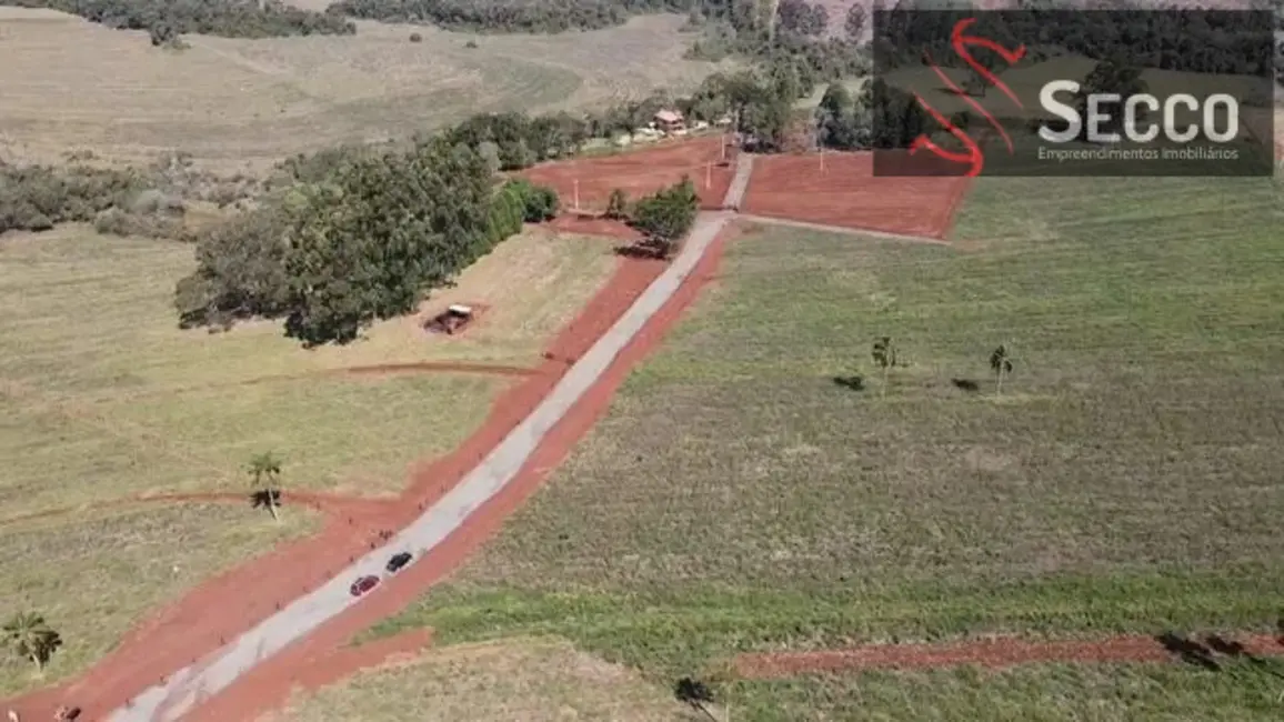 Foto 1 de Chácara à venda, 1050m2 em Botucatu - SP