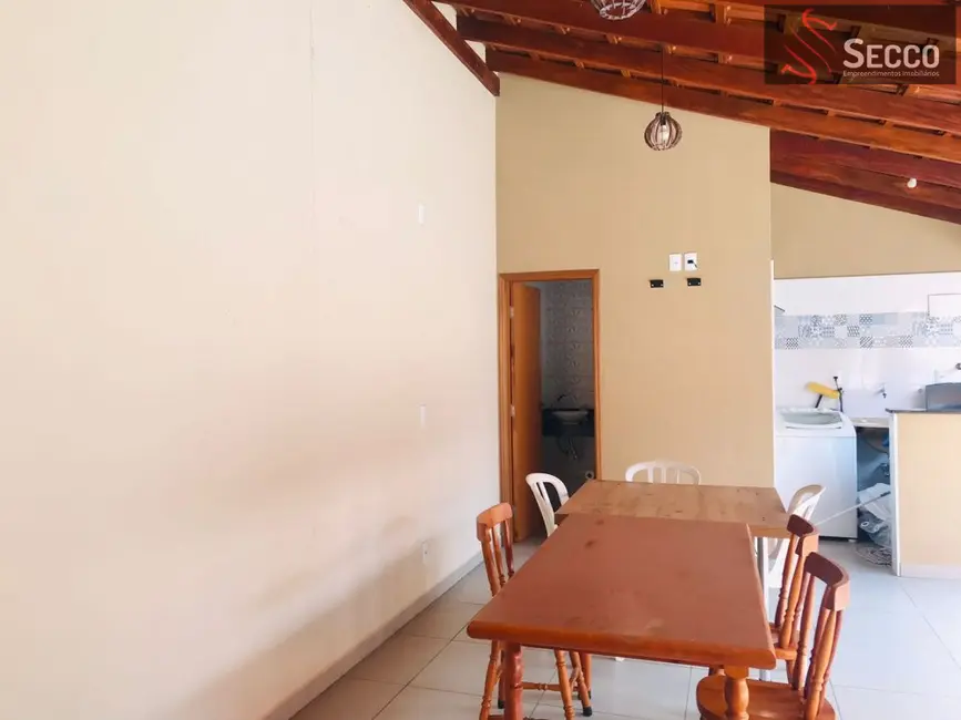 Foto 5 de Casa com 2 quartos à venda, 1050m2 em Botucatu - SP