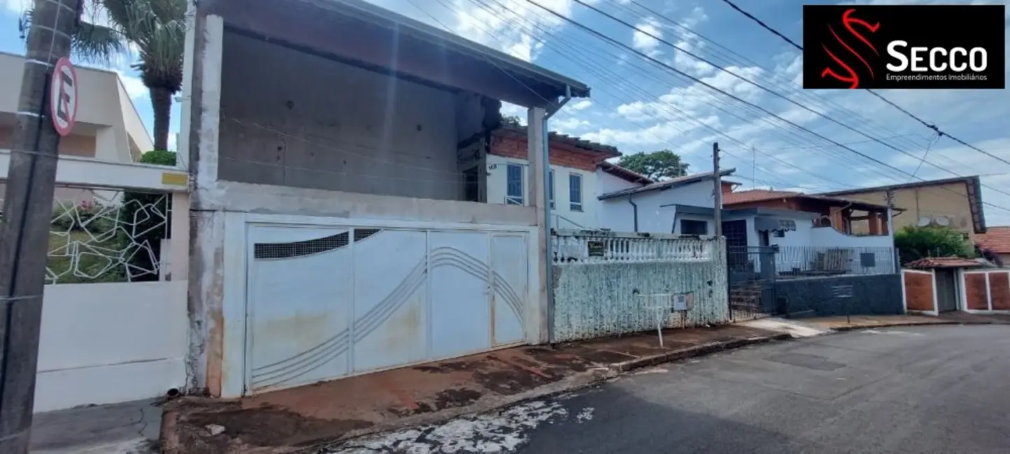 Foto 1 de Casa com 3 quartos à venda, 1050m2 em Jardim Dona Nicota de Barros, Botucatu - SP