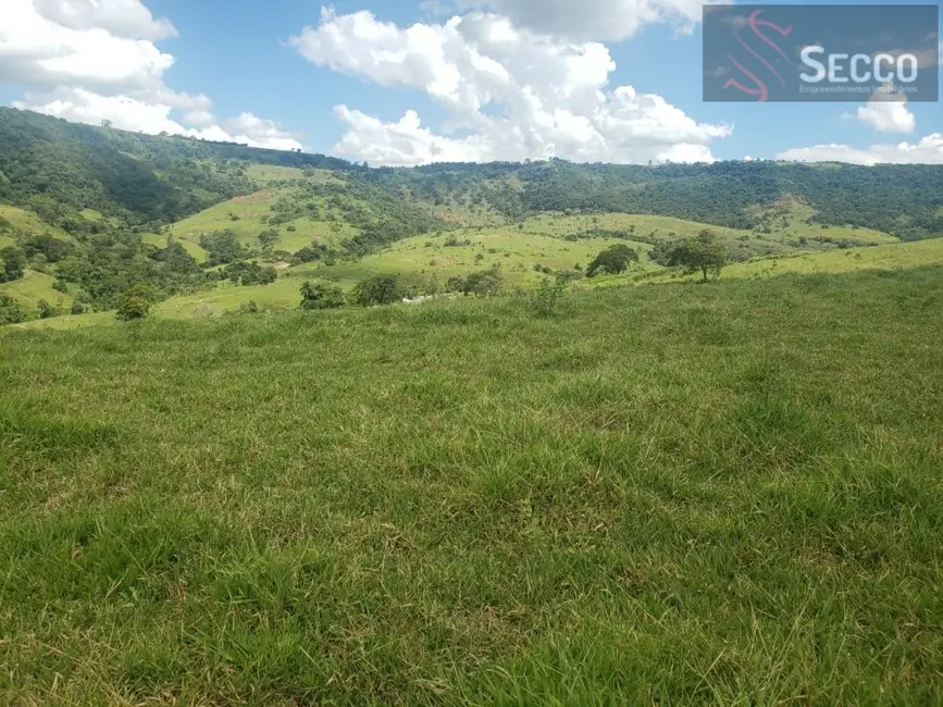 Foto 2 de Fazenda / Haras à venda, 1050m2 em Botucatu - SP