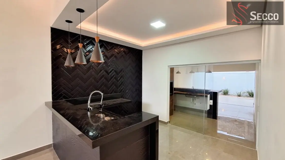 Foto 4 de Casa de Condomínio à venda, 1050m2 em Botucatu - SP