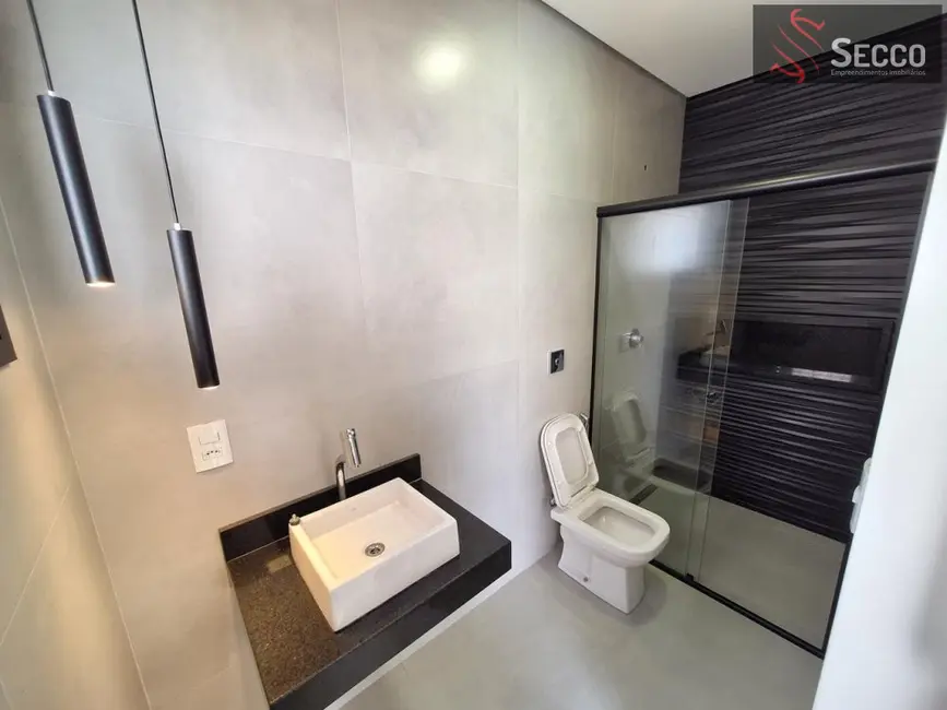 Foto 8 de Casa de Condomínio à venda, 1050m2 em Botucatu - SP