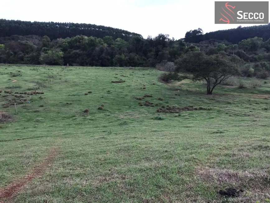 Foto 2 de Chácara à venda, 1050m2 em Botucatu - SP
