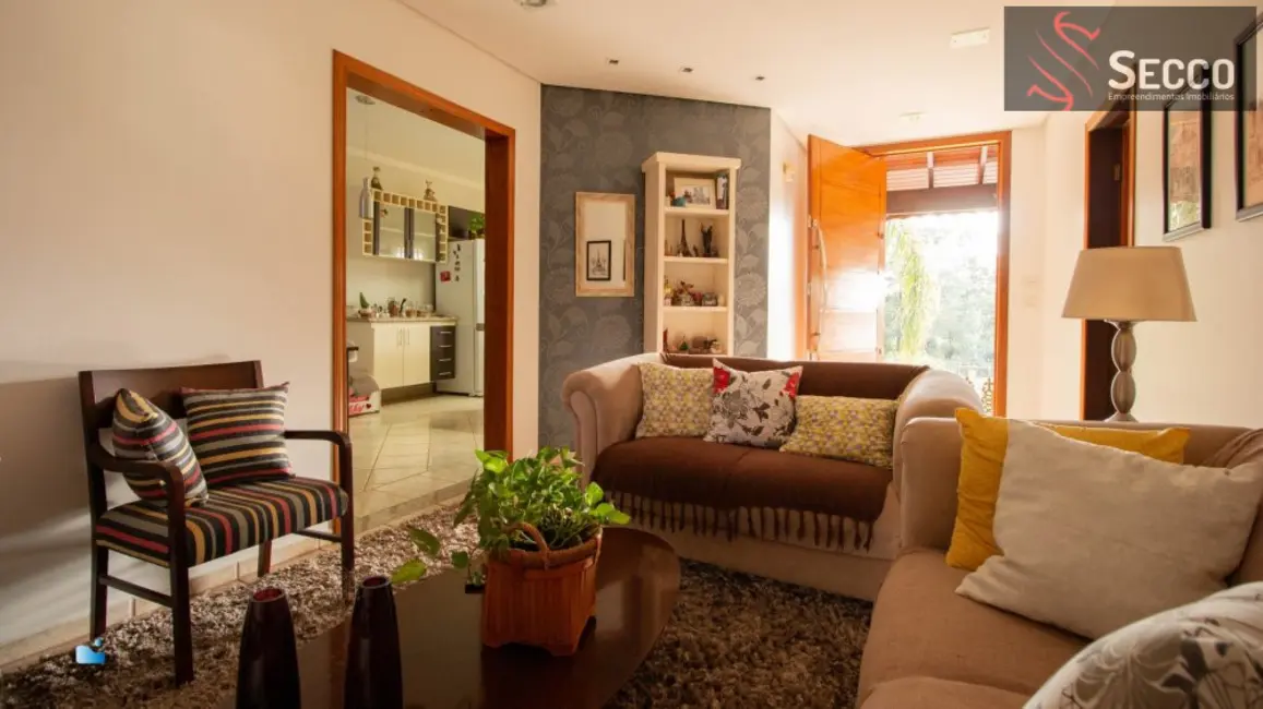 Foto 4 de Chácara com 4 quartos à venda, 1050m2 em Parque dos Pinheiros, Botucatu - SP