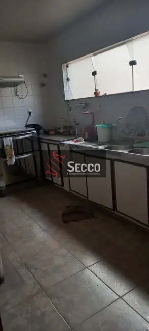 Foto 6 de Casa para alugar, 1050m2 em Vila Carmelo, Botucatu - SP