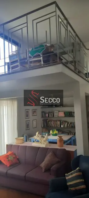 Foto 3 de Casa para alugar, 1050m2 em Vila Carmelo, Botucatu - SP