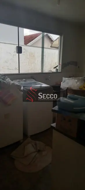 Foto 9 de Casa para alugar, 1050m2 em Vila Carmelo, Botucatu - SP