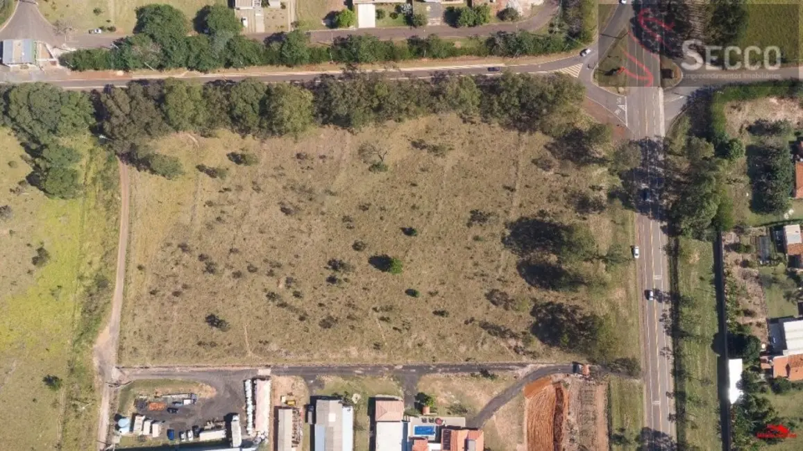 Foto 1 de Terreno / Lote à venda, 250m2 em Botucatu - SP