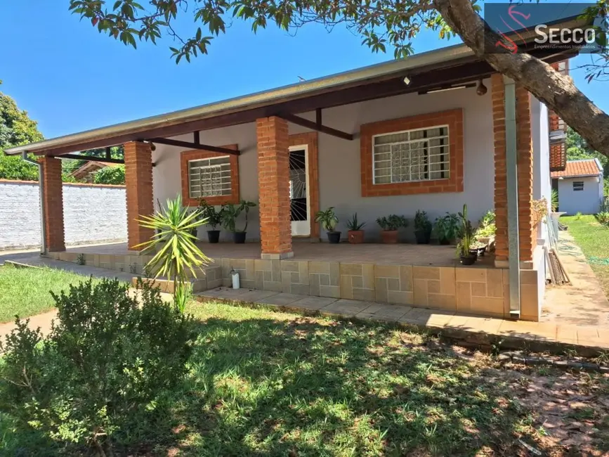 Foto 1 de Fazenda / Haras com 2 quartos à venda, 1050m2 em Botucatu - SP
