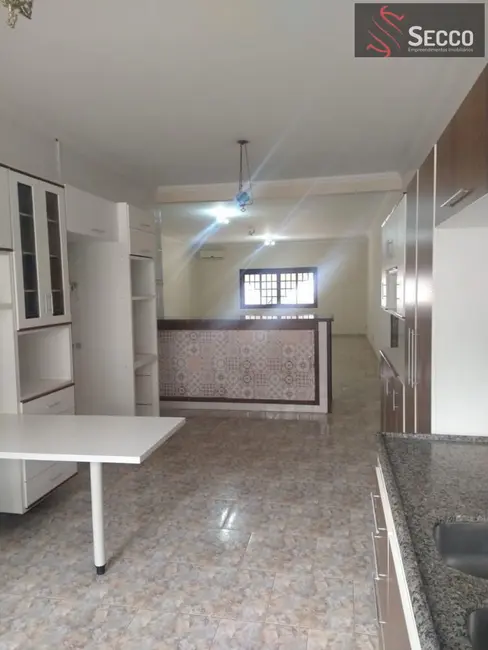Foto 5 de Casa de Condomínio com 3 quartos à venda, 1050m2 em Avare - SP