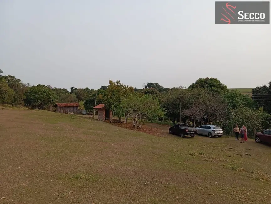 Foto 3 de Fazenda / Haras com 3 quartos à venda, 200m2 em Centro, Pratania - SP