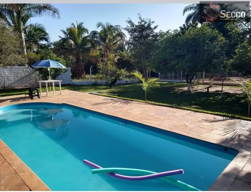 Foto 1 de Fazenda / Haras com 3 quartos à venda, 1050m2 em Botucatu - SP