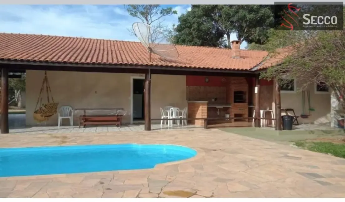 Foto 2 de Fazenda / Haras com 3 quartos à venda, 1050m2 em Botucatu - SP