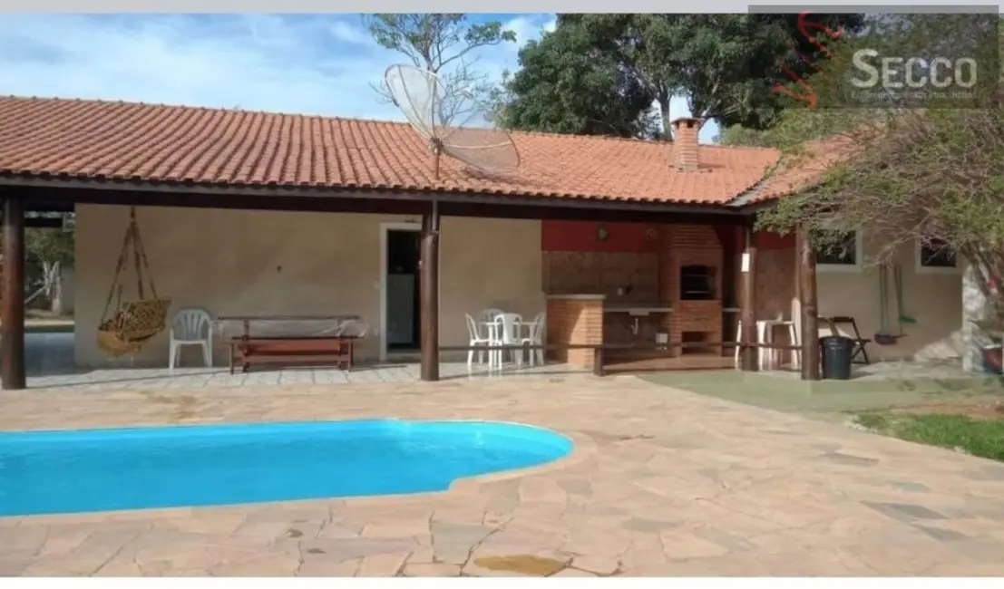 Foto 2 de Fazenda / Haras com 3 quartos à venda, 1050m2 em Botucatu - SP