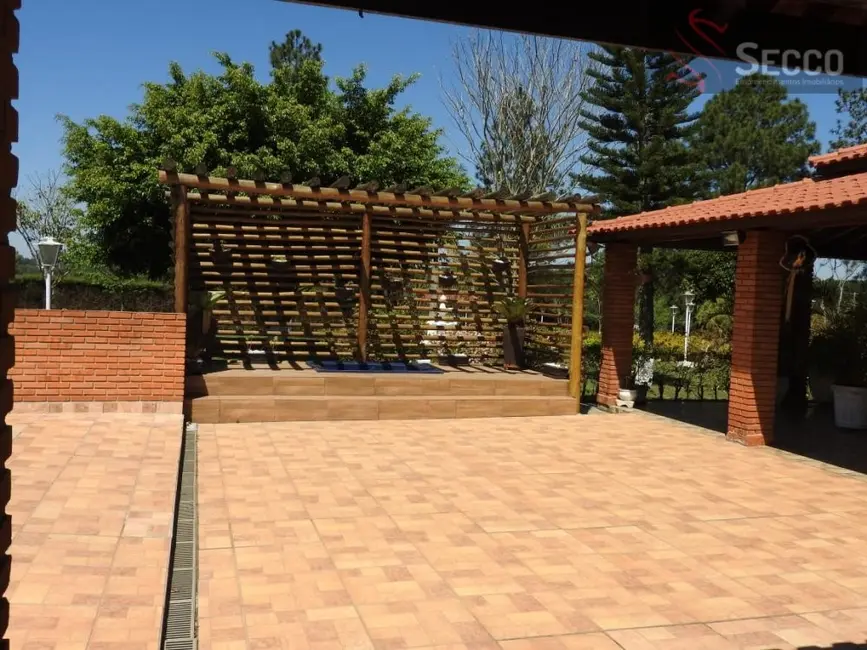 Foto 2 de Chácara com 7 quartos à venda, 1050m2 em Botucatu - SP