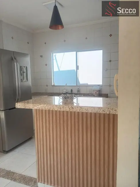 Foto 3 de Casa com 4 quartos à venda, 1050m2 em Jardim Bom Pastor, Botucatu - SP