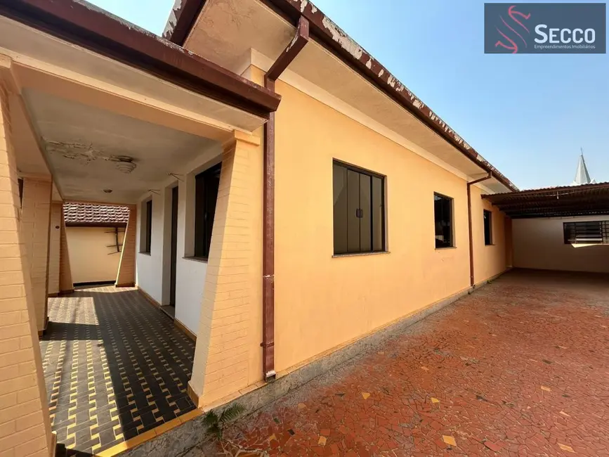 Foto 9 de Casa com 3 quartos à venda, 1050m2 em Vila dos Lavradores, Botucatu - SP