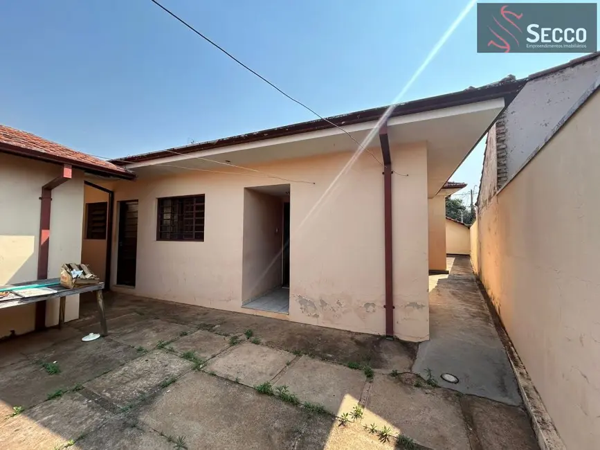 Foto 8 de Casa com 3 quartos à venda, 1050m2 em Vila dos Lavradores, Botucatu - SP