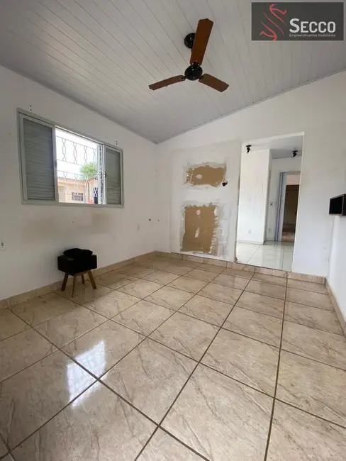 Foto 7 de Casa com 1 quarto à venda, 1050m2 em Jardim Peabiru, Botucatu - SP