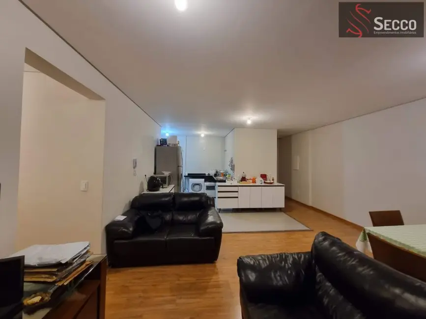 Foto 2 de Apartamento à venda, 1050m2 em Centro, Botucatu - SP