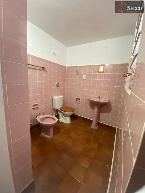 Casa com 3 quartos à venda, 270m2 em Vila Casa Branca, Botucatu - SP - imagem 5 Foto 5 de Casa com 3 quartos à venda, 270m2 em Vila Casa Branca, Botucatu - SP