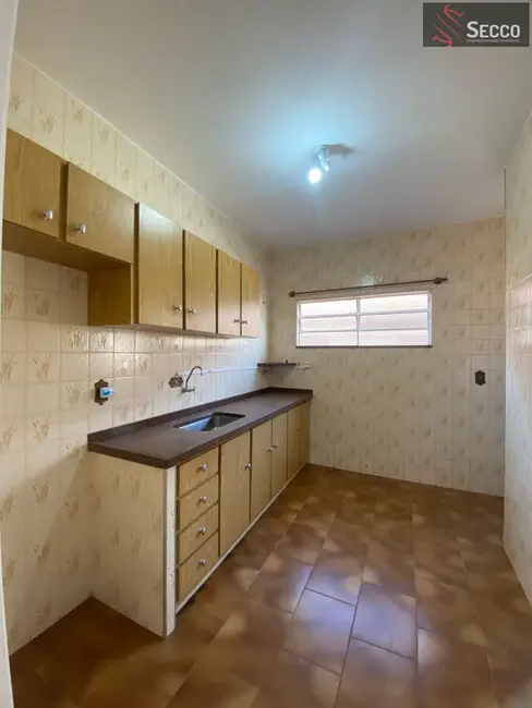 Casa com 3 quartos à venda, 270m2 em Vila Casa Branca, Botucatu - SP - imagem 6 Foto 6 de Casa com 3 quartos à venda, 270m2 em Vila Casa Branca, Botucatu - SP