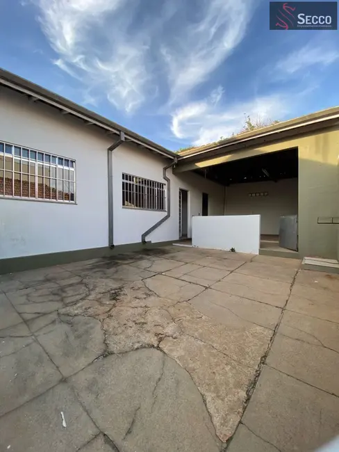 Casa com 3 quartos à venda, 270m2 em Vila Casa Branca, Botucatu - SP - imagem 9 Foto 9 de Casa com 3 quartos à venda, 270m2 em Vila Casa Branca, Botucatu - SP