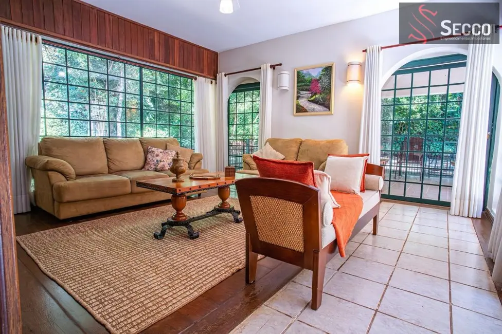 Foto 1 de Sobrado com 4 quartos à venda, 1050m2 em Vale do Sol, Botucatu - SP