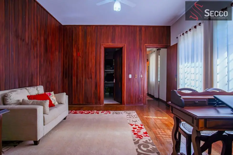 Foto 2 de Sobrado com 4 quartos à venda, 1050m2 em Vale do Sol, Botucatu - SP