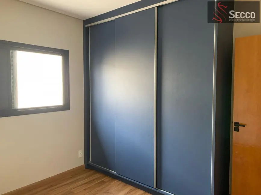 Foto 9 de Casa com 3 quartos à venda, 420m2 em Botucatu - SP