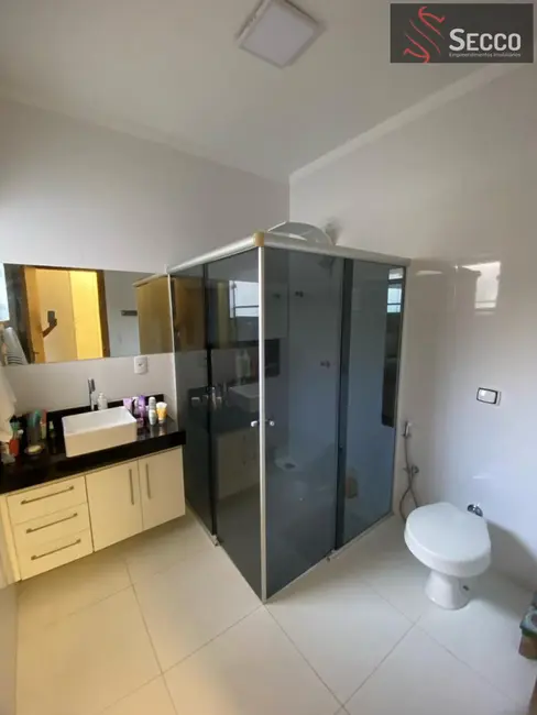 Foto 7 de Casa com 3 quartos à venda, 1050m2 em Jardim Cambuí, Botucatu - SP