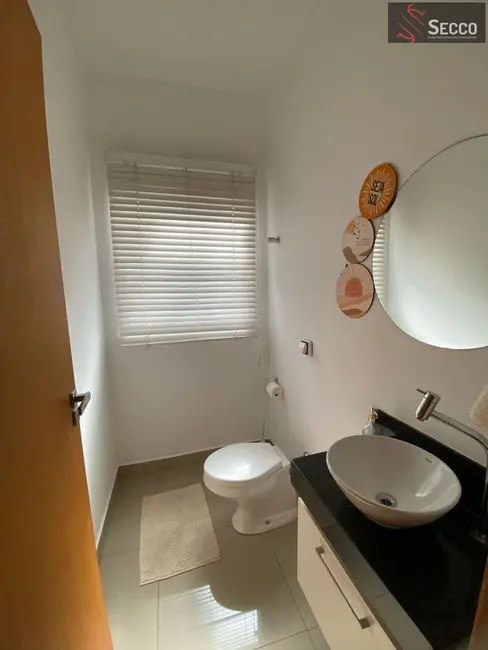 Foto 8 de Casa com 3 quartos à venda, 1050m2 em Jardim Cambuí, Botucatu - SP