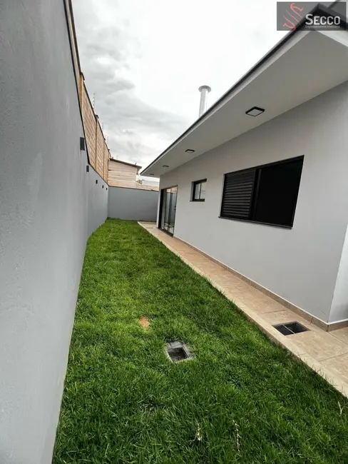Foto 13 de Casa à venda, 1050m2 em Botucatu - SP