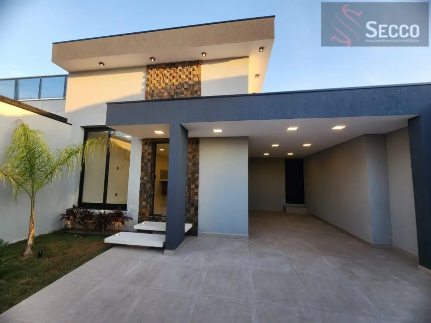 Foto 1 de Casa com 4 quartos à venda, 1050m2 em Centro, Botucatu - SP