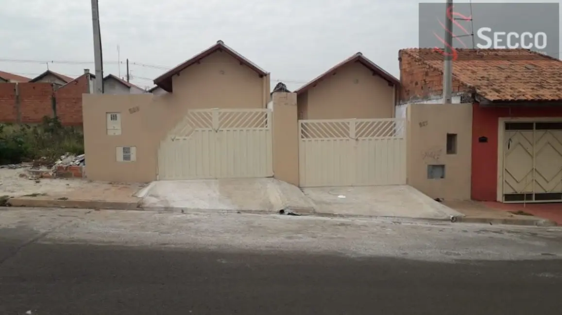 Foto 1 de Casa com 2 quartos à venda, 1050m2 em Residencial Cedro, Botucatu - SP
