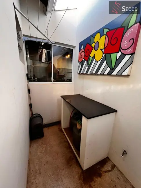 Foto 9 de Casa com 3 quartos à venda, 1050m2 em Vila Guimarães, Botucatu - SP