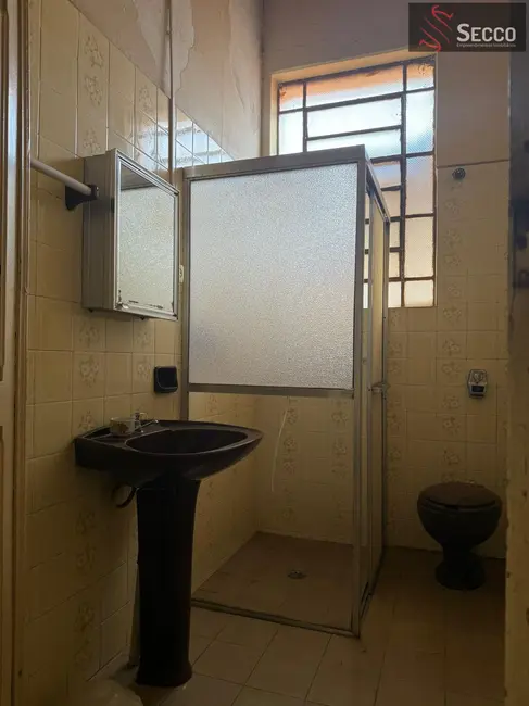 Casa com 3 quartos à venda, 1050m2 em Botucatu - SP - imagem 9 Foto 9 de Casa com 3 quartos à venda, 1050m2 em Botucatu - SP